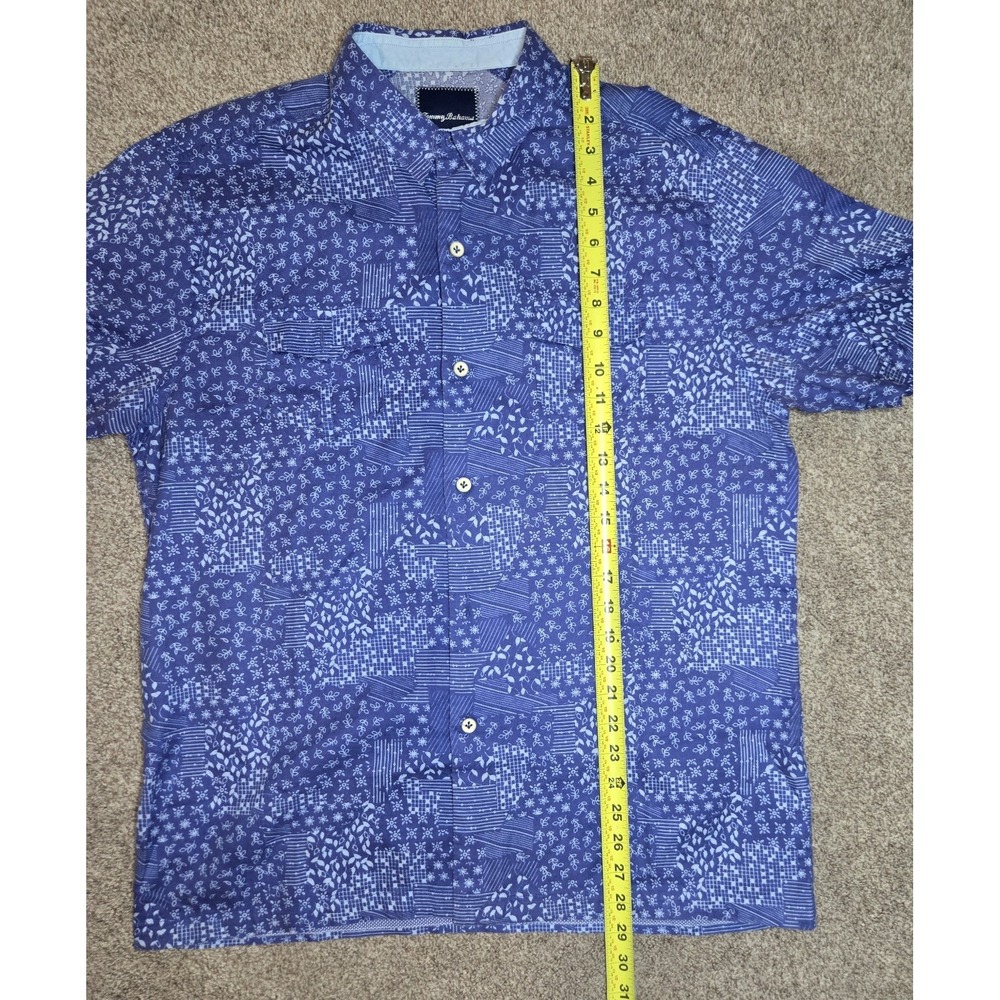 Tommy Bahama Men's Blue Geometric Woven Short Sleeve Button-Up Shirt Pockets M - Picture 5 of 7